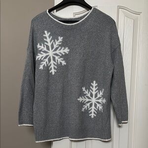 Cozy Gray Sweater with Snowflake Design
